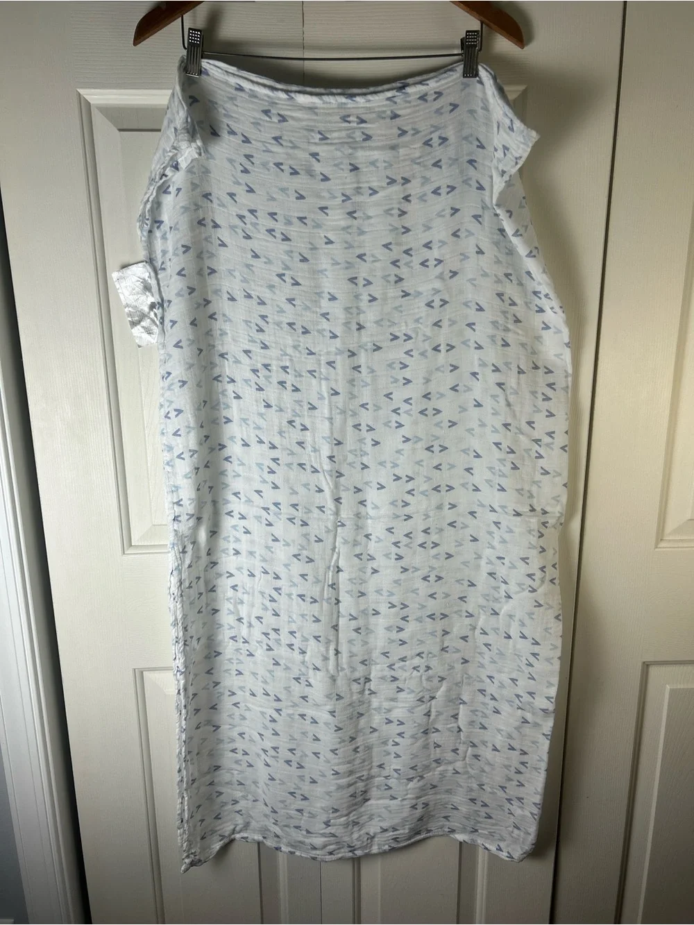Upsimples Blue Arrows Baby Swaddle Blanket V Bamboo Blend Muslin White